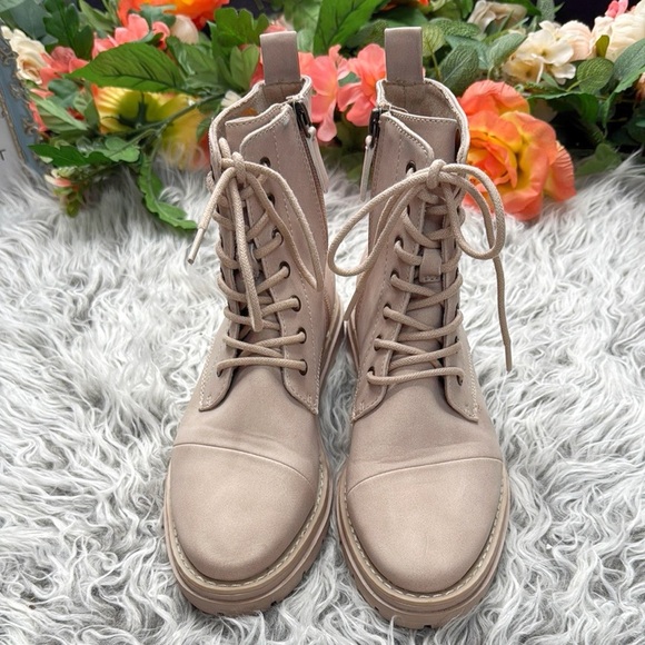 Tom’s Taupe Lace-Up Ankle Combat Boots, 7 - Picture 11 of 13
